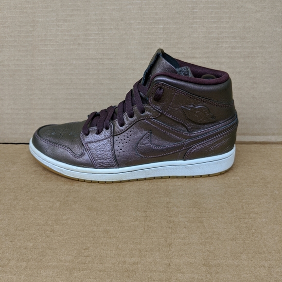 Air Jordan 1 mid nouveau - Picture 4 of 8